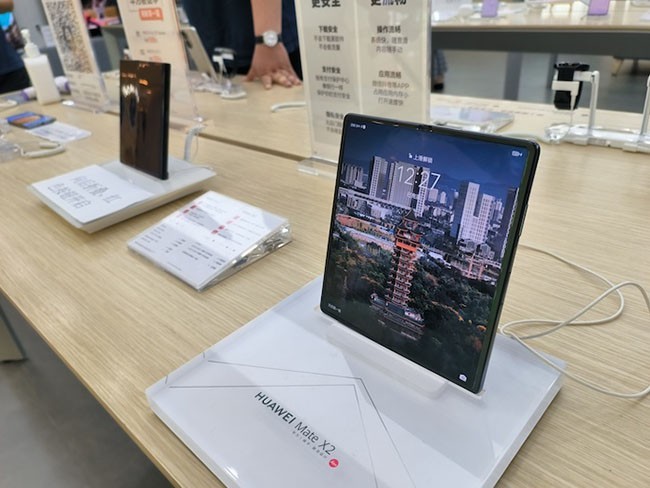 中國企業在中小尺寸OLED面板市場占有率增至22.6%，韓國企業市占率下降到77.4%！